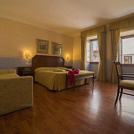 אורביאטו Hotel Filippeschi מראה חיצוני תמונה