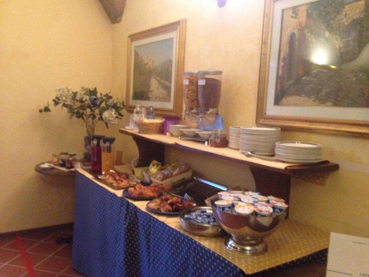 אורביאטו Hotel Filippeschi מראה חיצוני תמונה