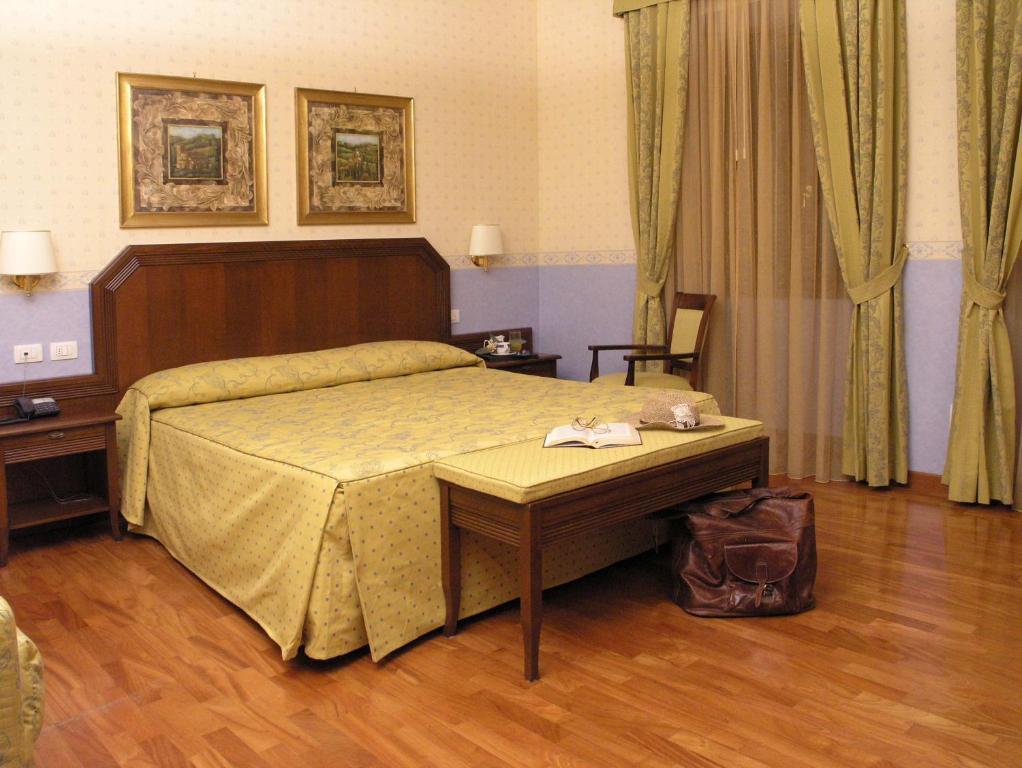 אורביאטו Hotel Filippeschi מראה חיצוני תמונה