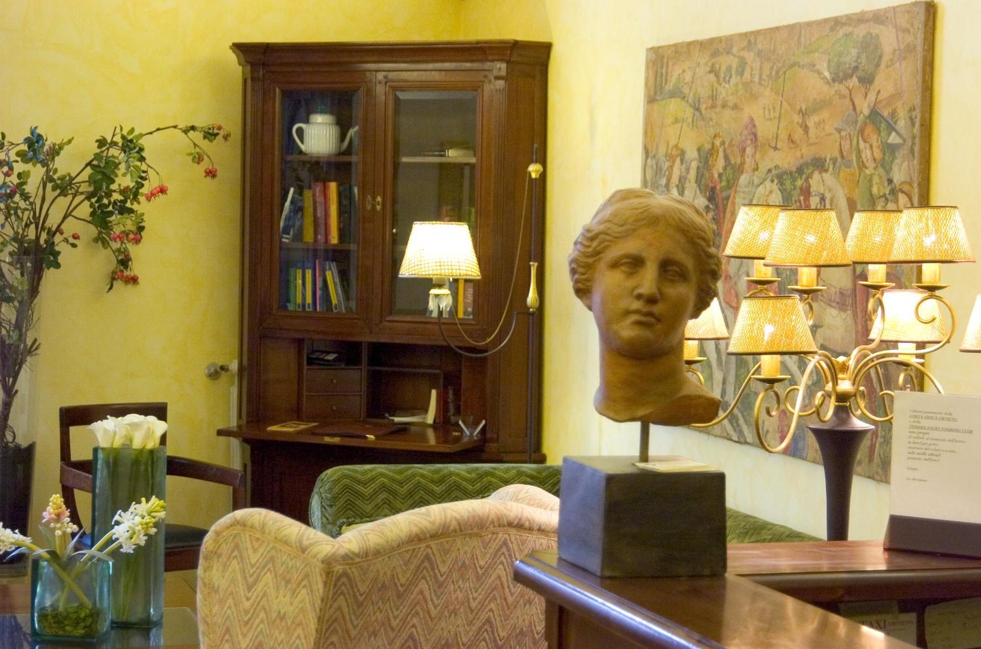 אורביאטו Hotel Filippeschi מראה חיצוני תמונה