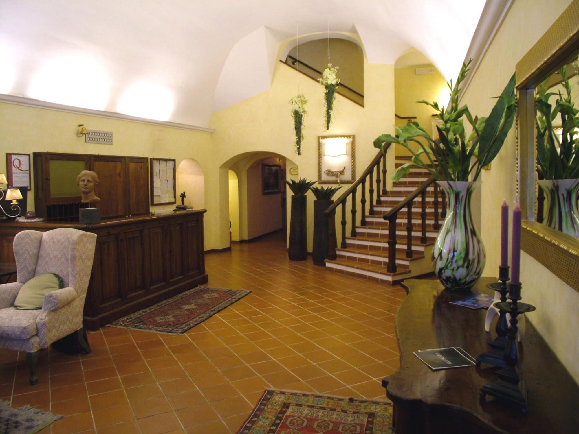 אורביאטו Hotel Filippeschi מראה חיצוני תמונה