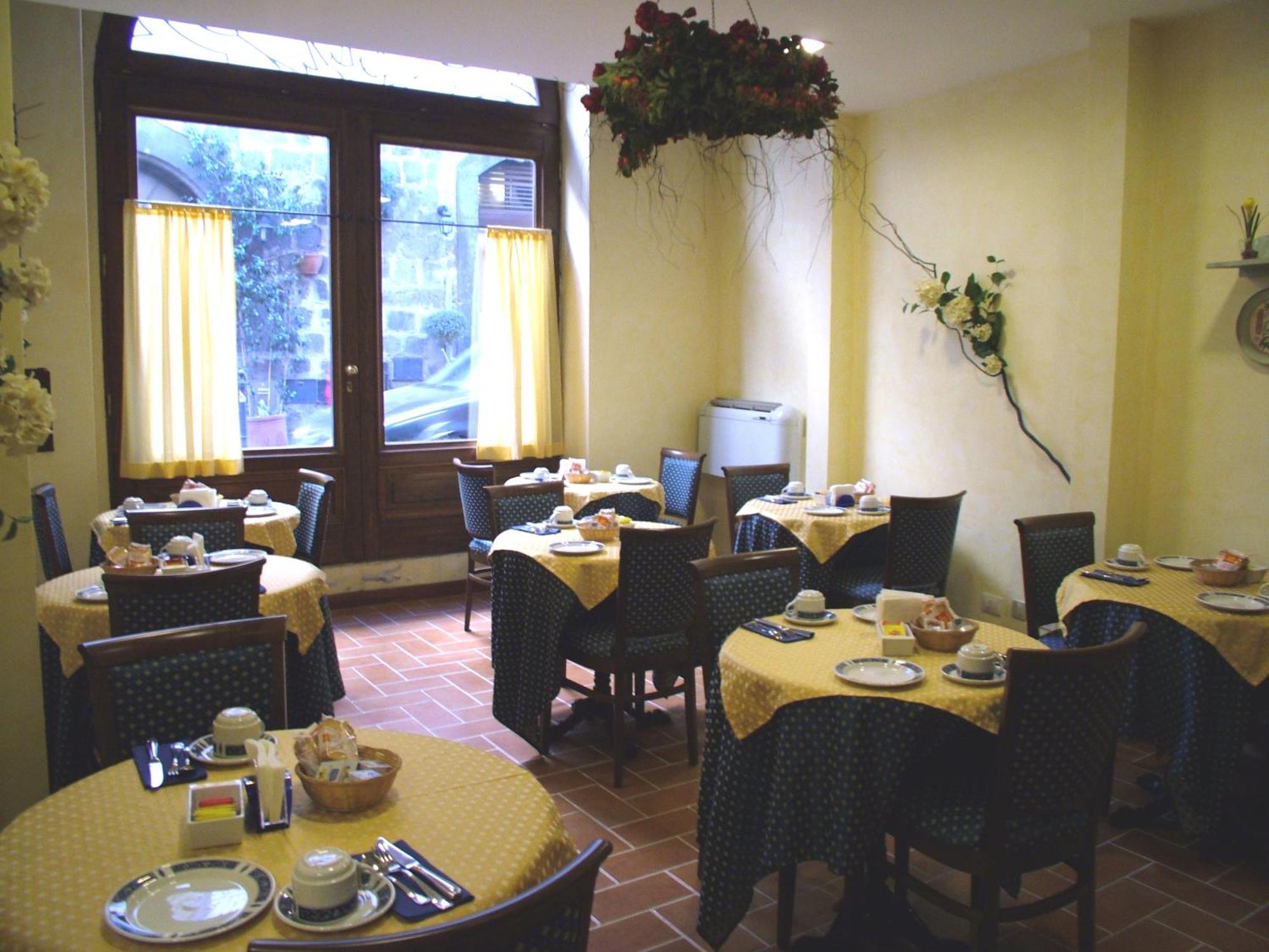 אורביאטו Hotel Filippeschi מראה חיצוני תמונה