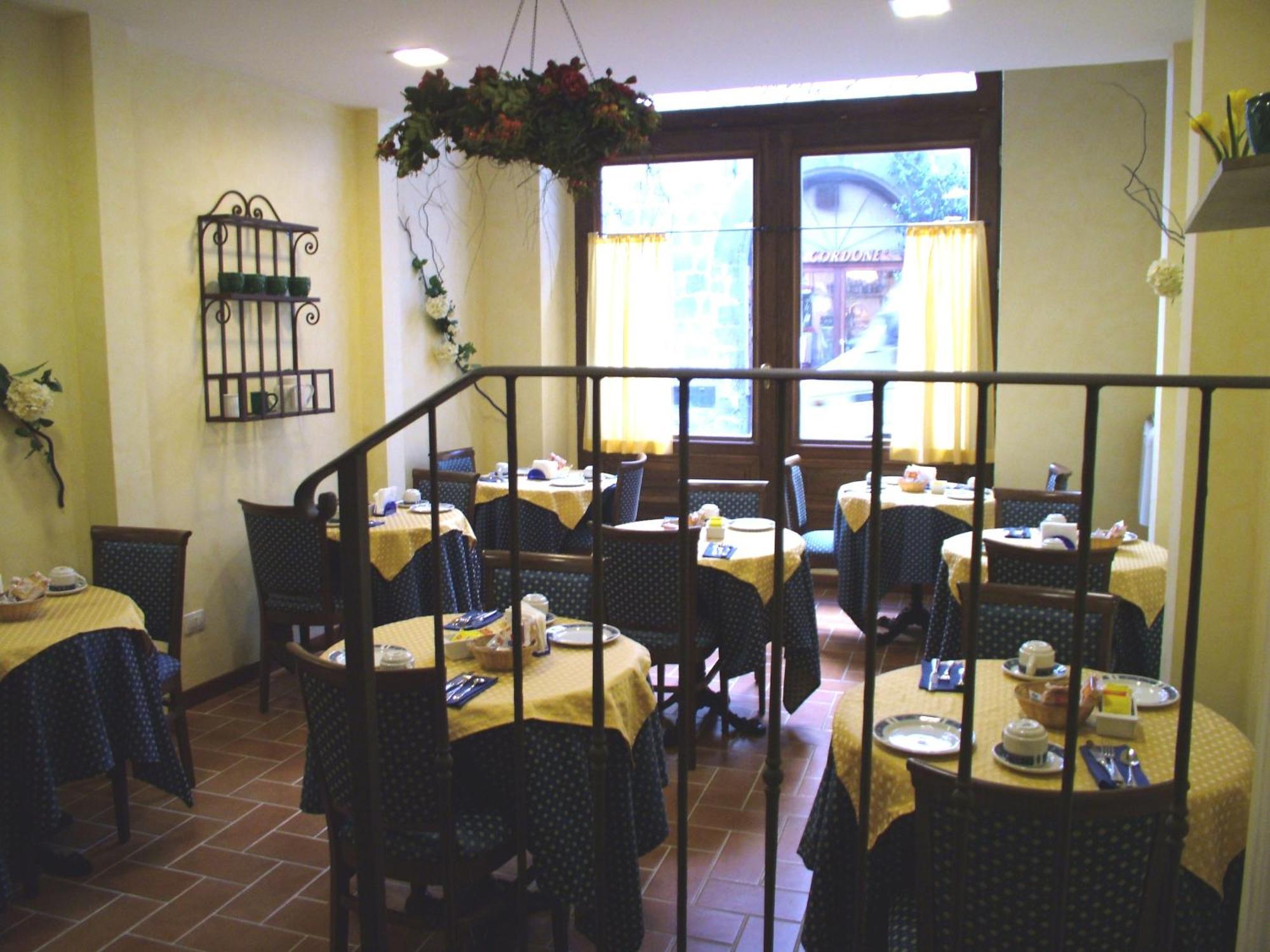 אורביאטו Hotel Filippeschi מראה חיצוני תמונה