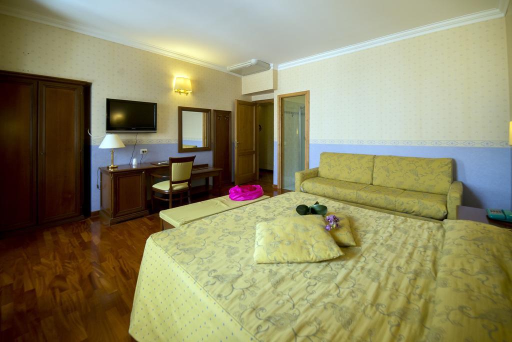 אורביאטו Hotel Filippeschi מראה חיצוני תמונה