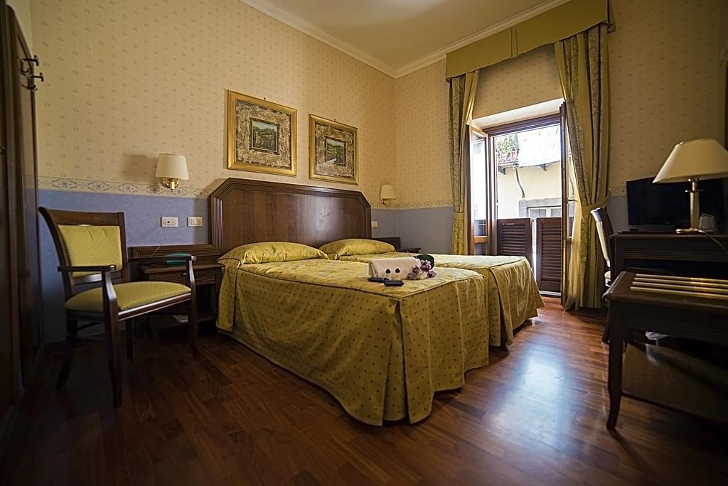 אורביאטו Hotel Filippeschi מראה חיצוני תמונה