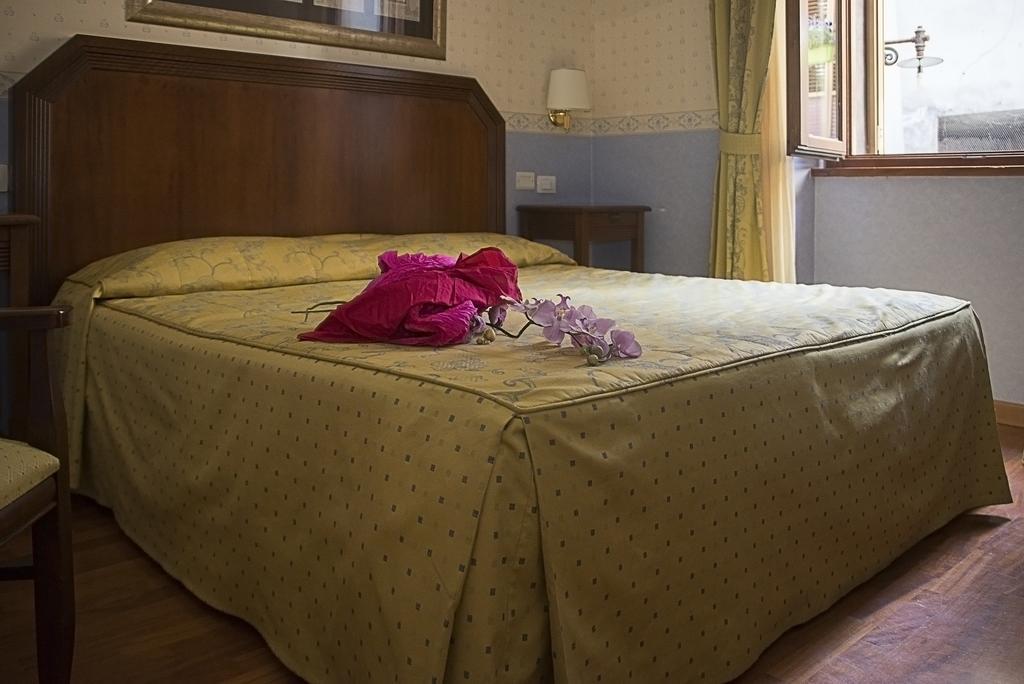 אורביאטו Hotel Filippeschi מראה חיצוני תמונה