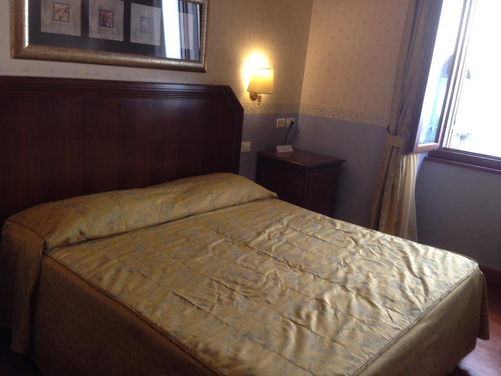 אורביאטו Hotel Filippeschi מראה חיצוני תמונה