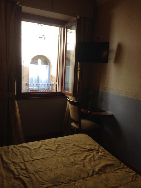 אורביאטו Hotel Filippeschi מראה חיצוני תמונה