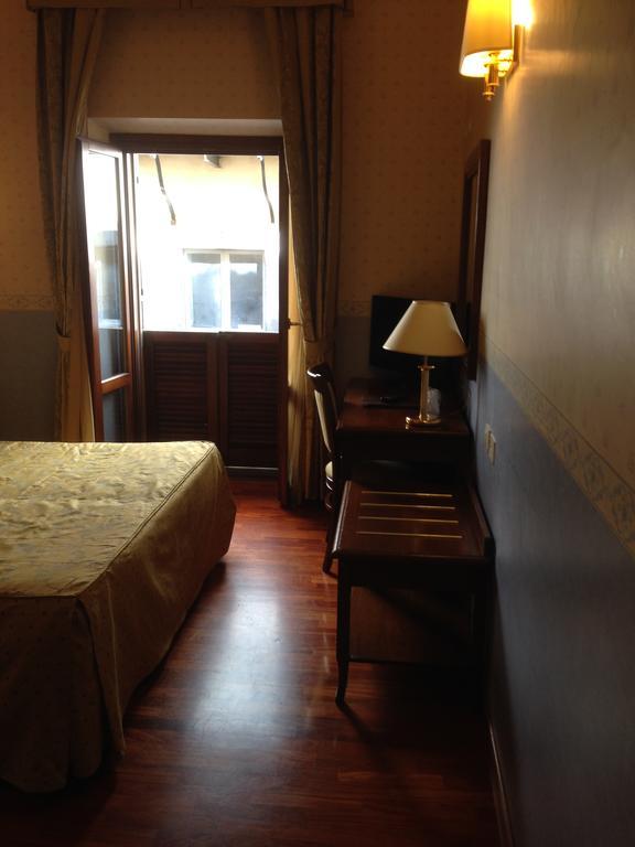 אורביאטו Hotel Filippeschi מראה חיצוני תמונה