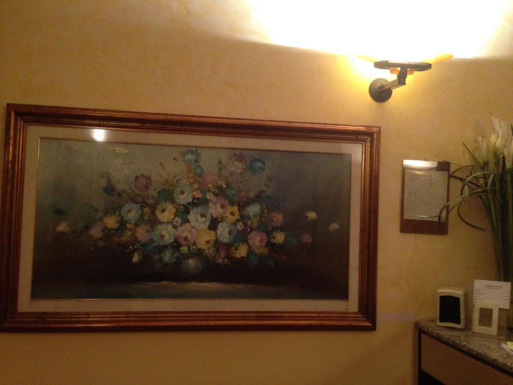 אורביאטו Hotel Filippeschi מראה חיצוני תמונה