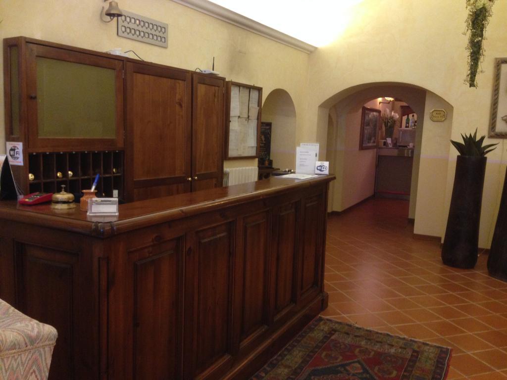 אורביאטו Hotel Filippeschi מראה חיצוני תמונה